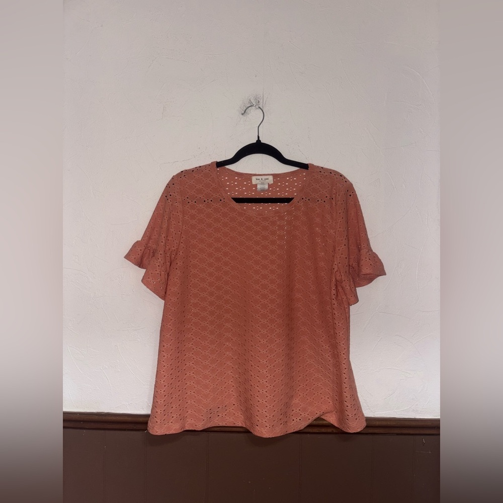 Kim & Cami — Pink Eyelet Blouse